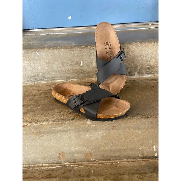 Birki's Shoes - Birkenstock “Birki’s” black cross cross style slide sandals -size 37